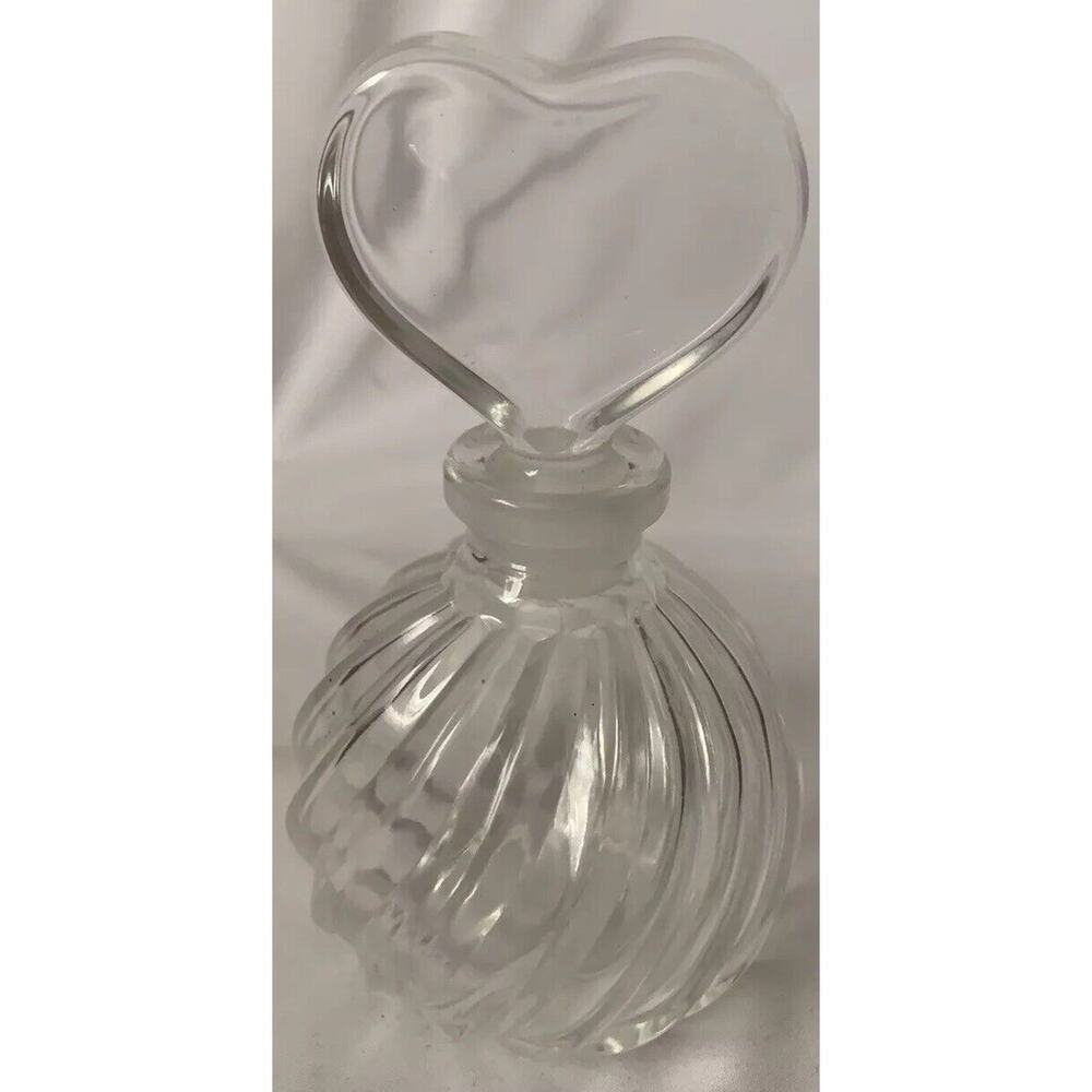 Vintage Clear Ribbed Glass Perfume 5” Bottle W/ Heart Shape Topper